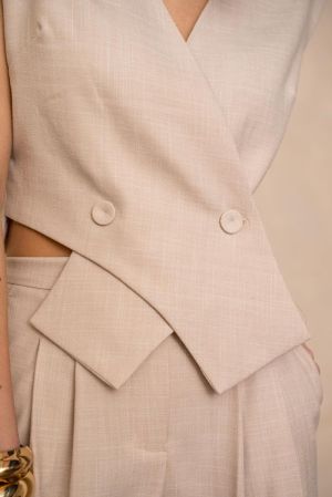 beige