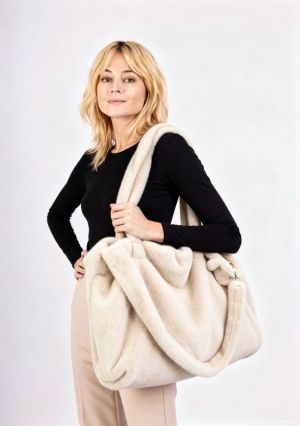grand cabas en fausse forrure beige